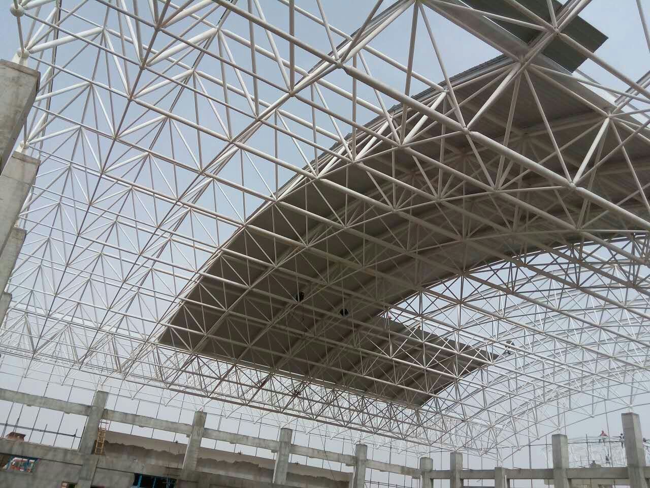 阜新青岛一汽网架